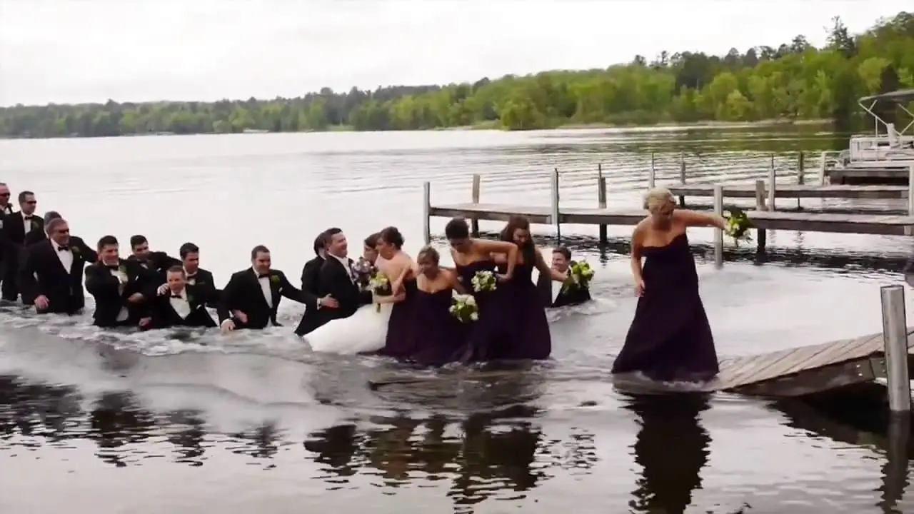 Wedding ring — tráiler