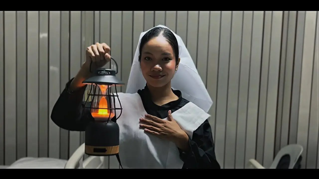 The Lady with the Lamp — trailer