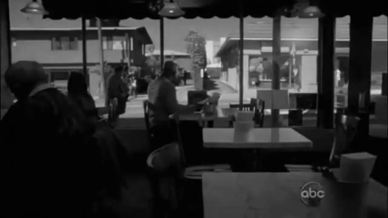 Traición y olvido — tráiler