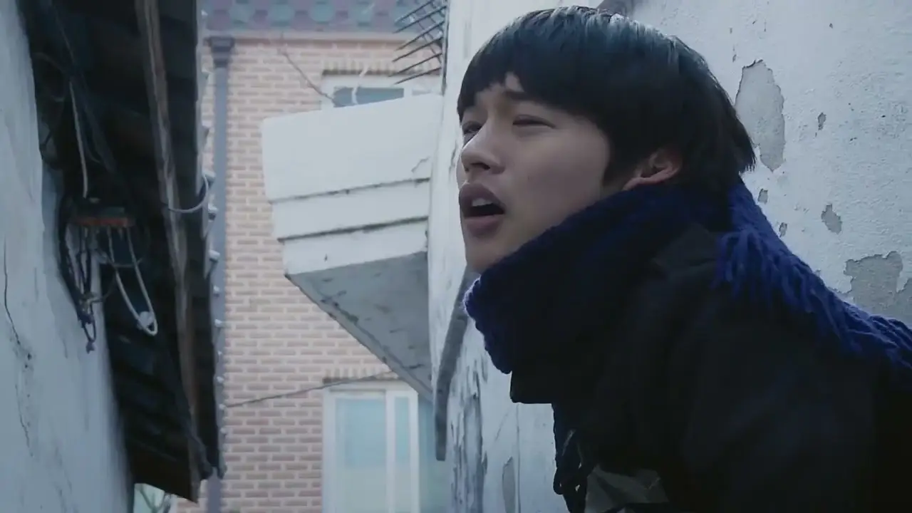 LOVE, 100°C — trailer
