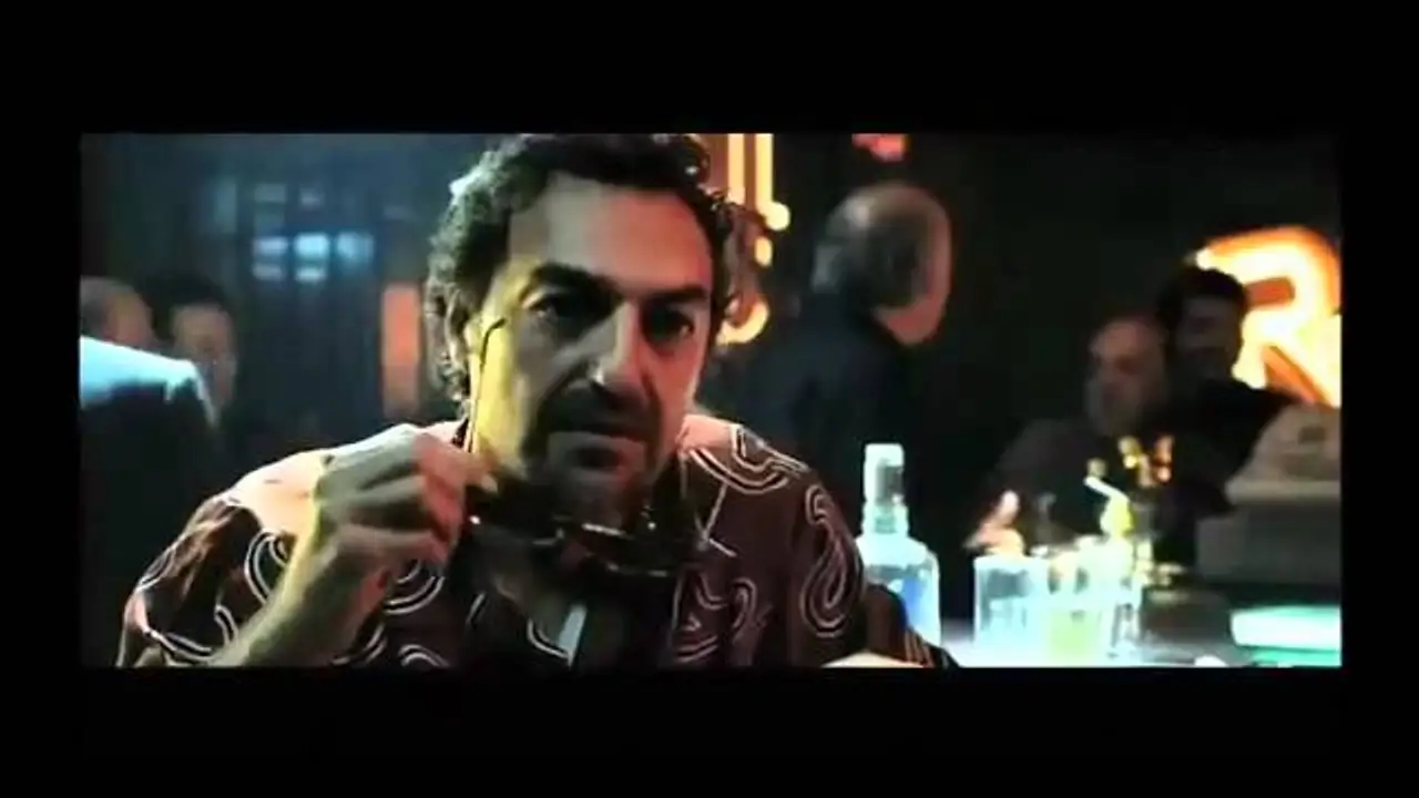 Carne de neón — tráiler