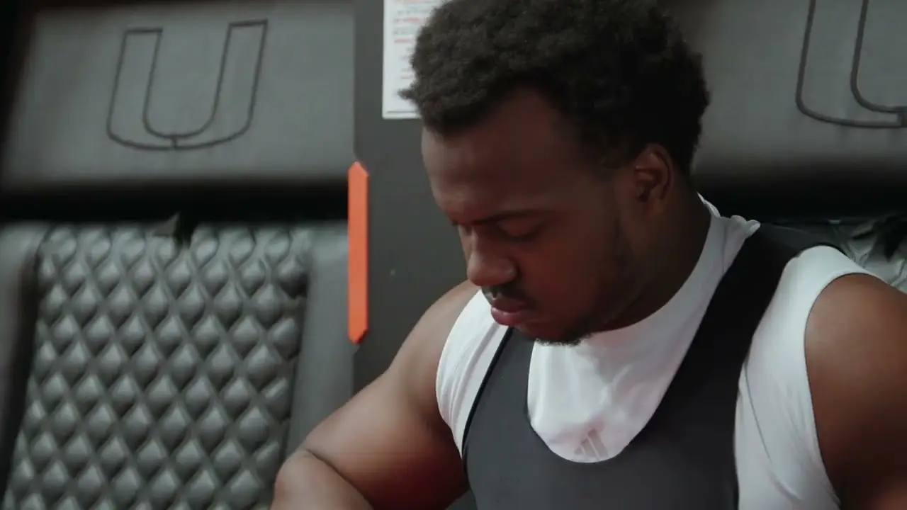 The U — trailer