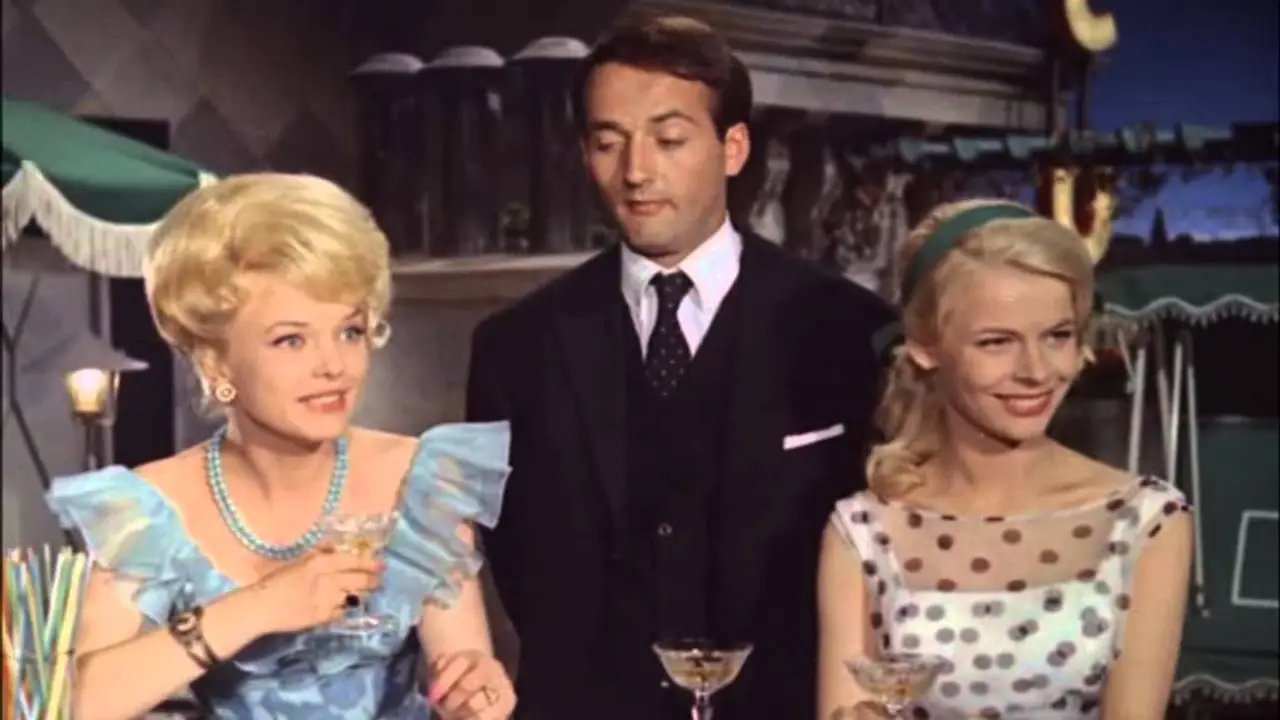 Charley's Aunt — trailer