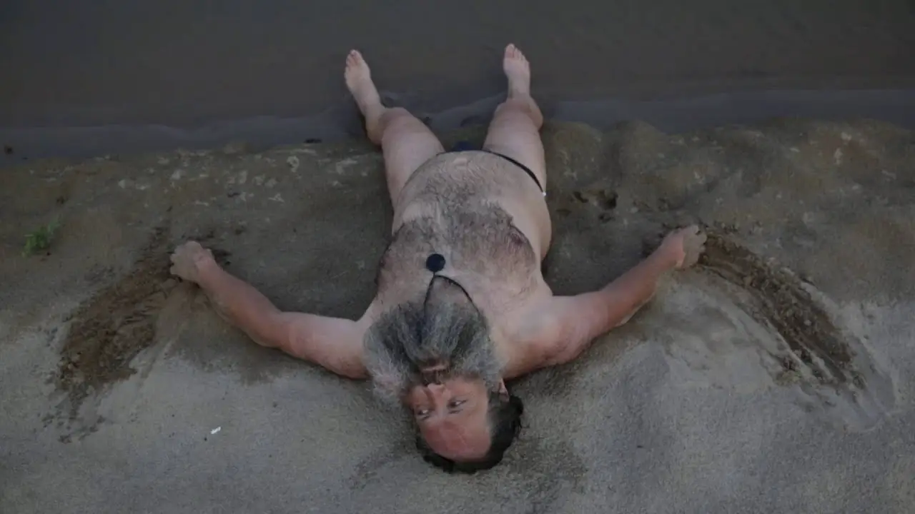5 October — trailer
