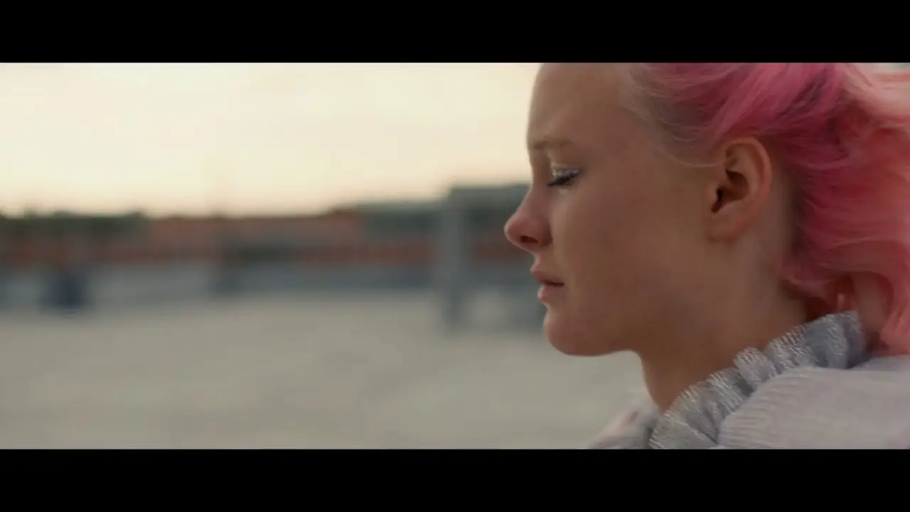 Regnbuepiger — trailer