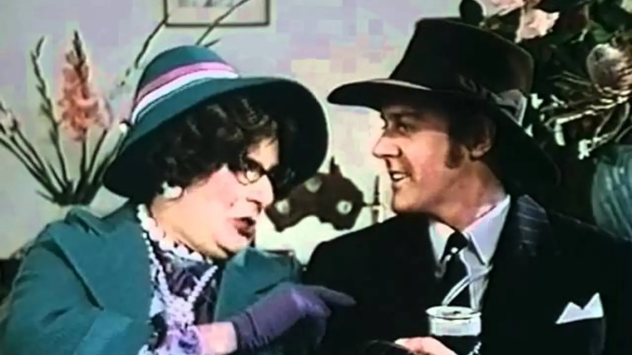 Barry McKenzie Holds His Own — trailer