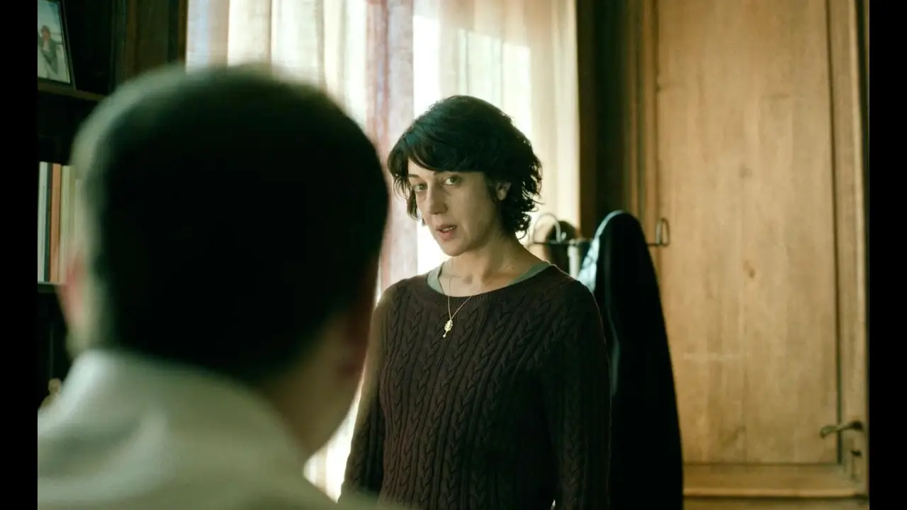 L’Étrangère — trailer