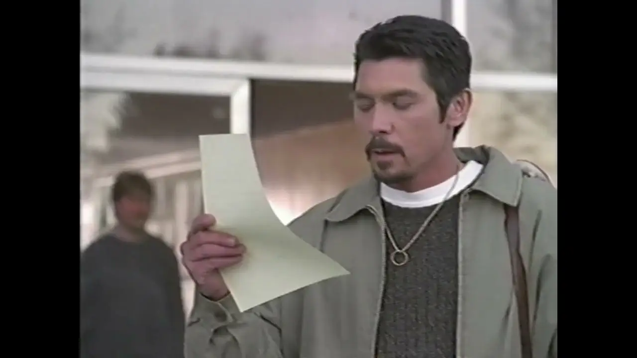 Un fuera de serie — tráiler