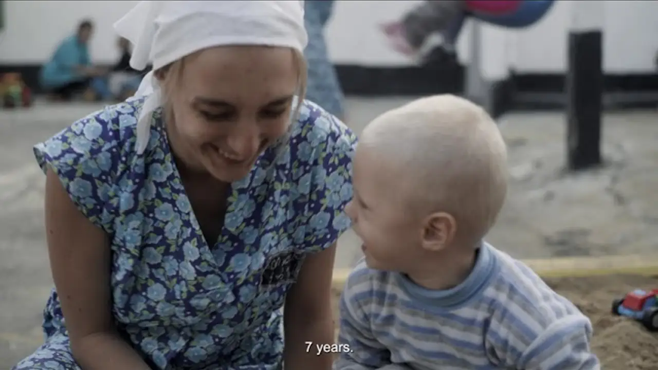 107 Mothers — tráiler