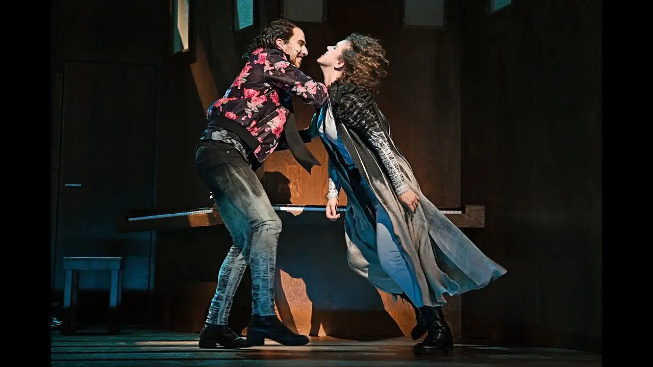 Intrigue and Love — trailer