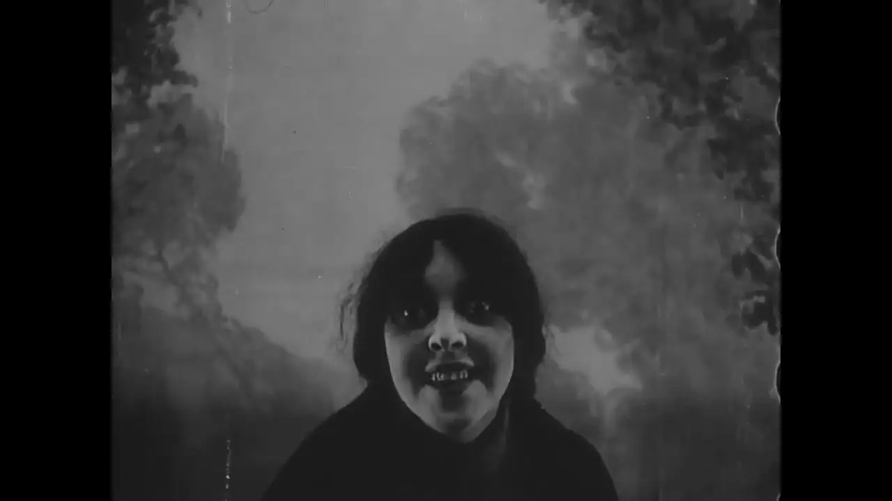 Les Vampires — trailer