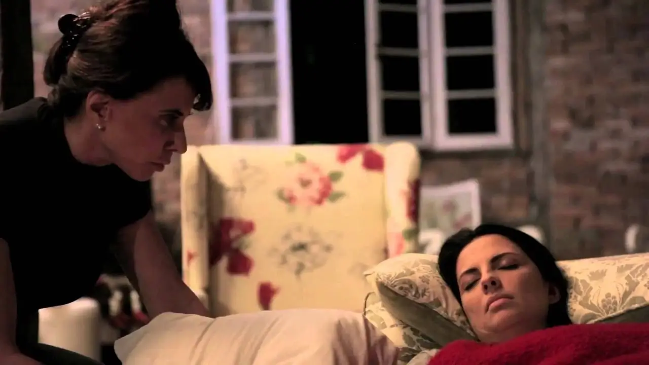 Réquiem para Laura Martin — trailer