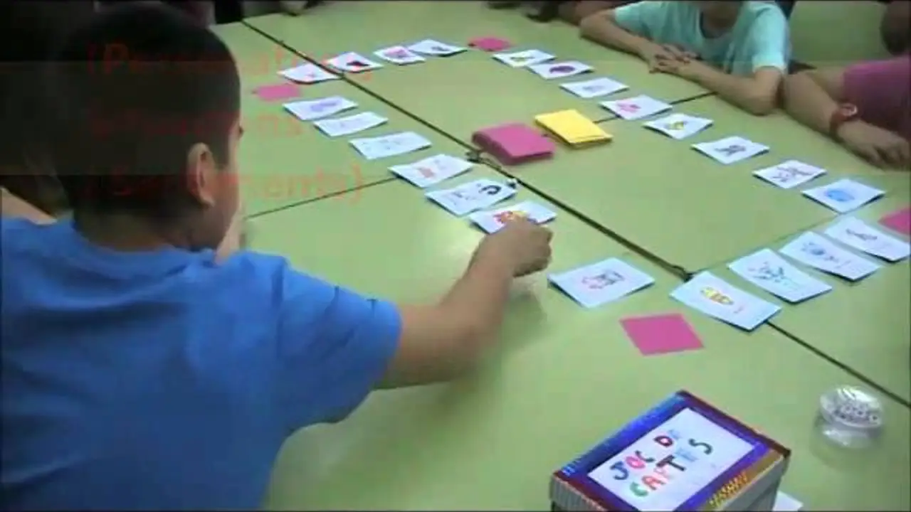 Joc de cartes — tráiler