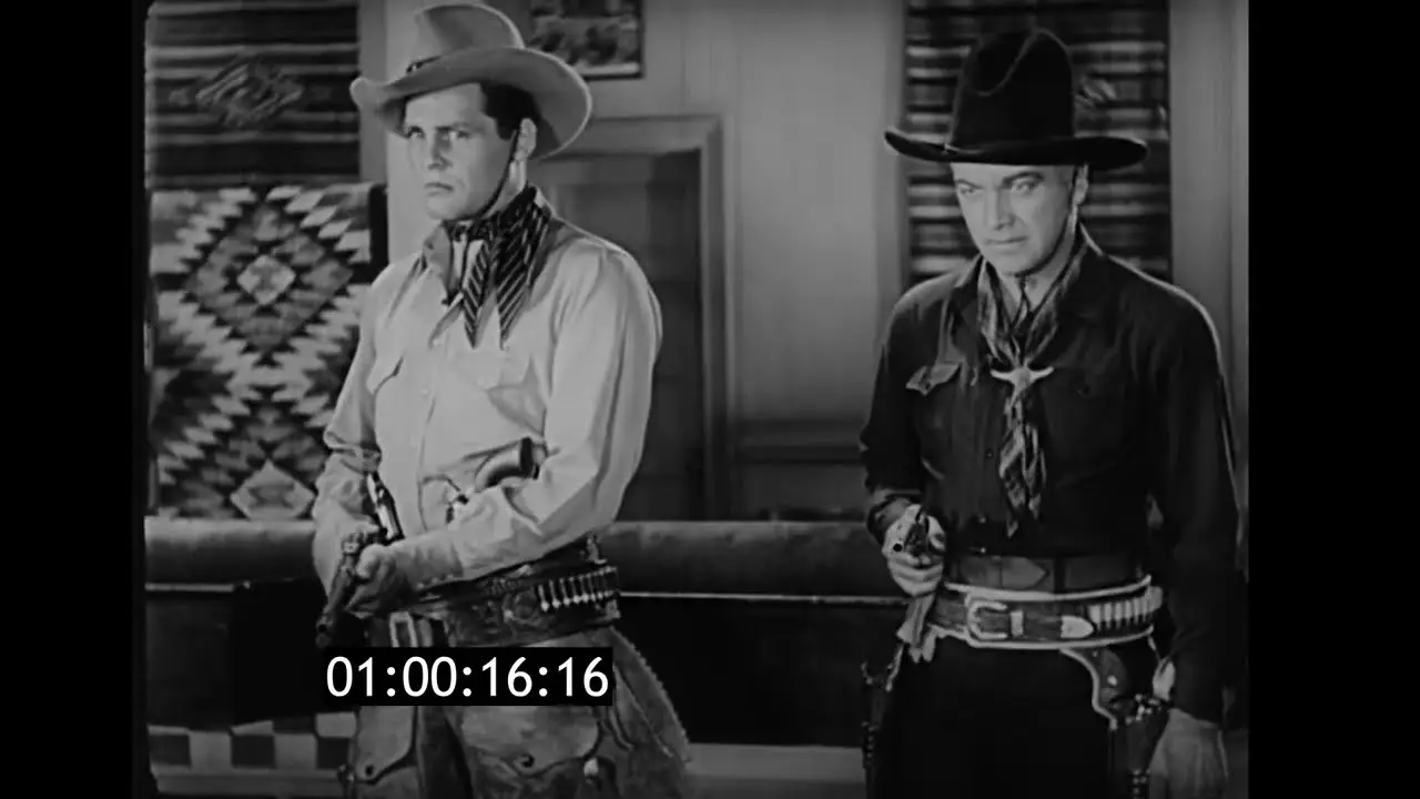 Three on the Trail — tráiler