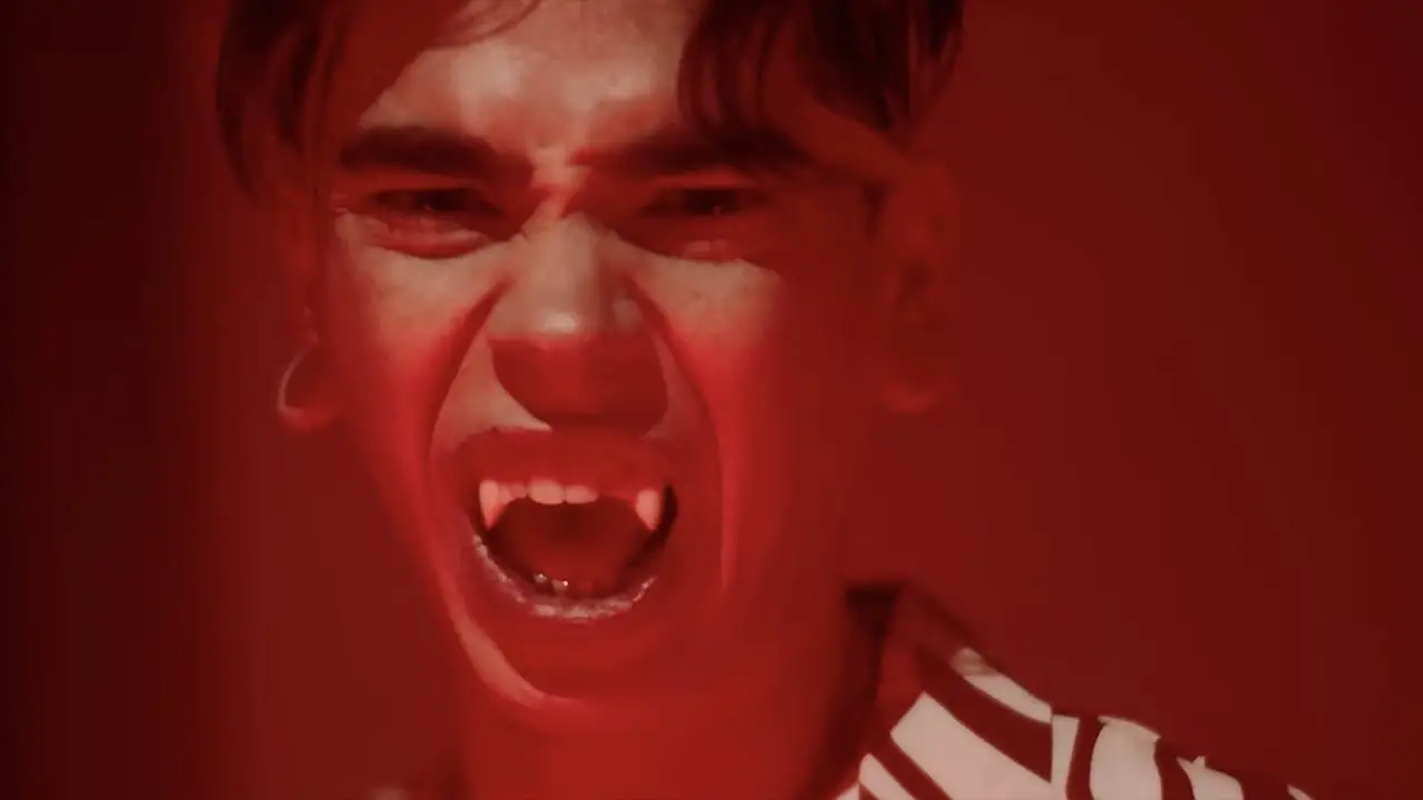 So Vam — trailer