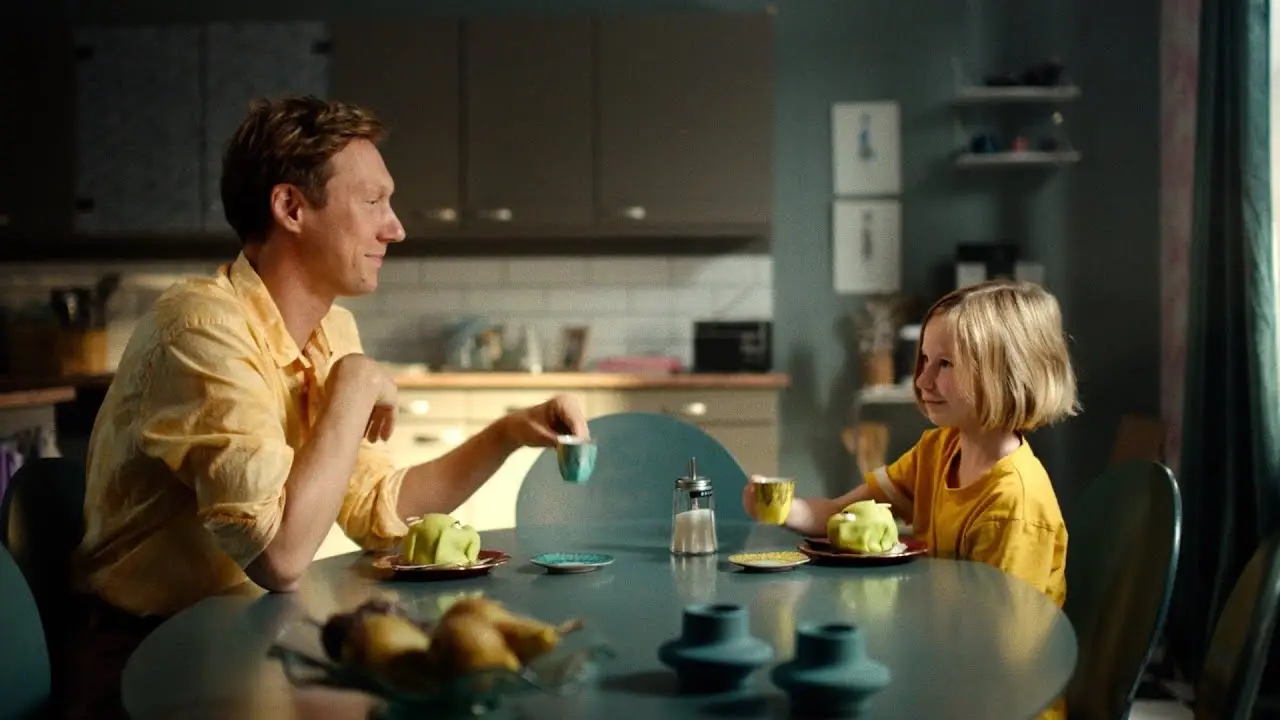 Mini-Zlatan and Uncle Darling — trailer