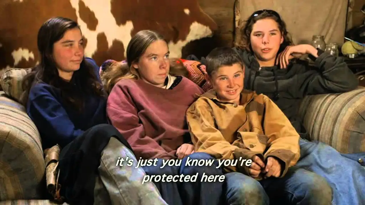 Fugitive Family — trailer