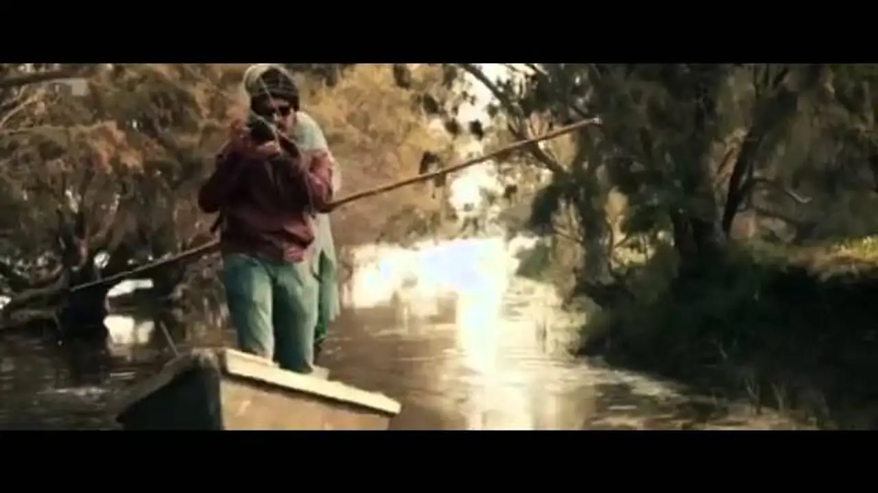 Aksbandh — trailer