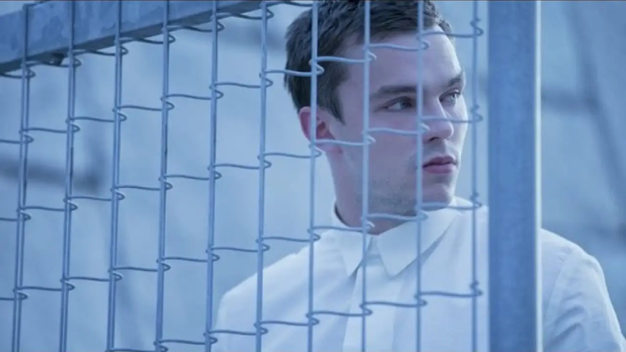 Equals — tráiler