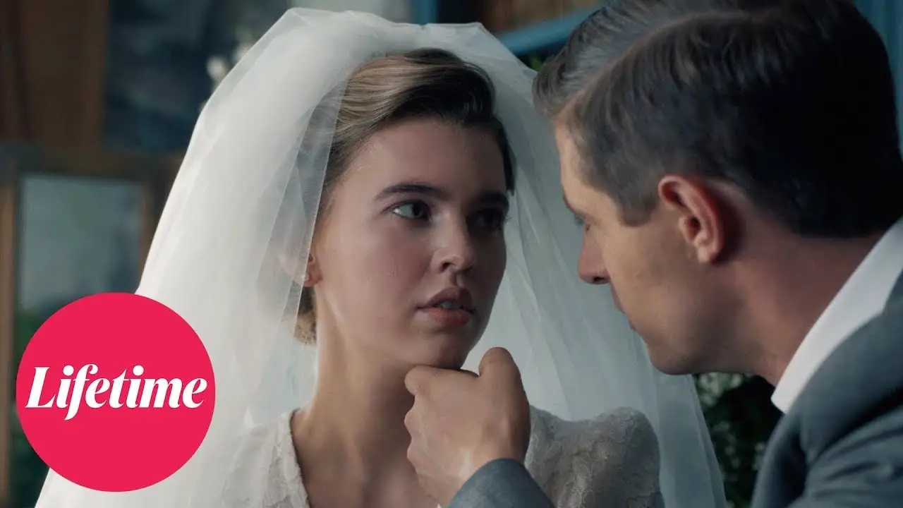 Цветы на чердаке — трейлер