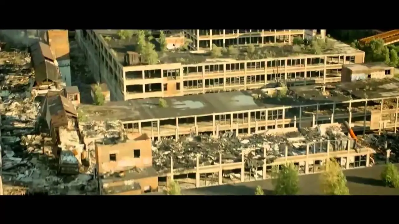 Brick Mansions — tráiler