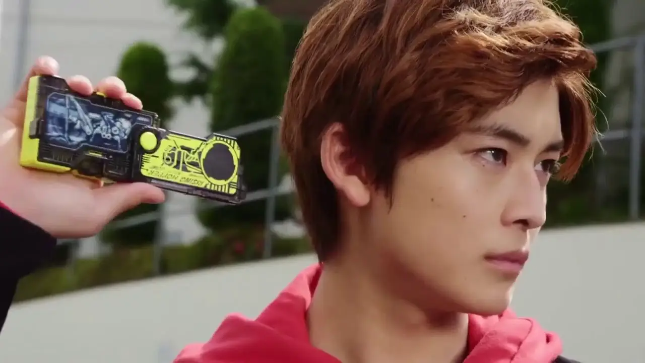 Kamen Rider Zero-One — tráiler