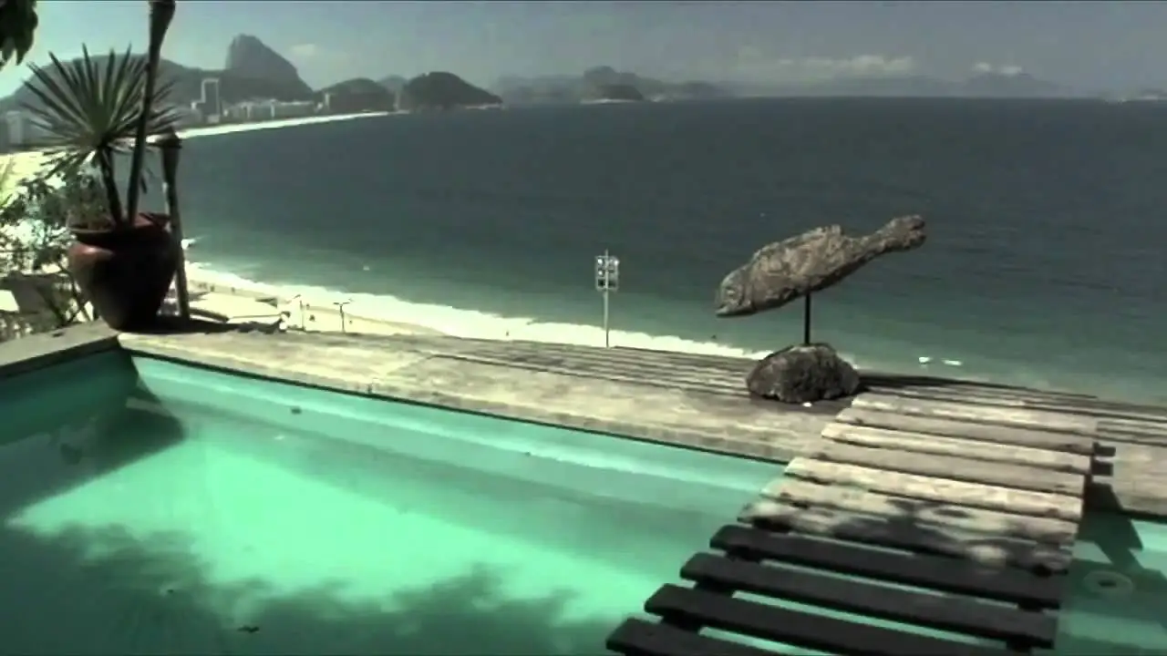 Um Lugar ao Sol — tráiler