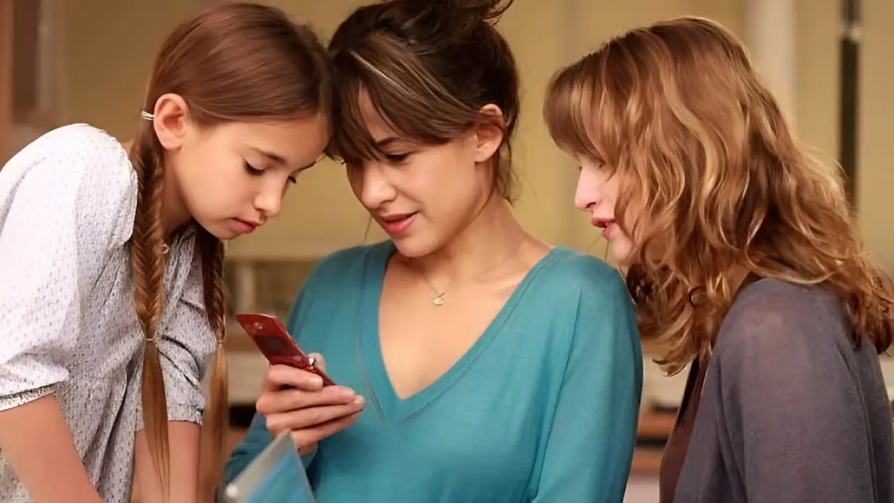 LOL 2.0 — tráiler
