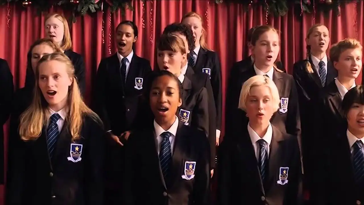 Me, Myself and Mum — trailer