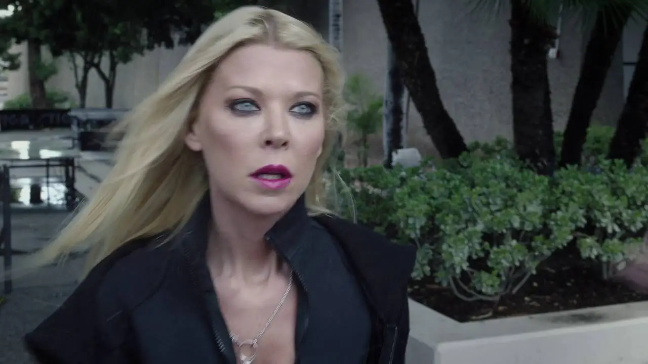 Sharknado: Que la 4ª te acompañe — tráiler