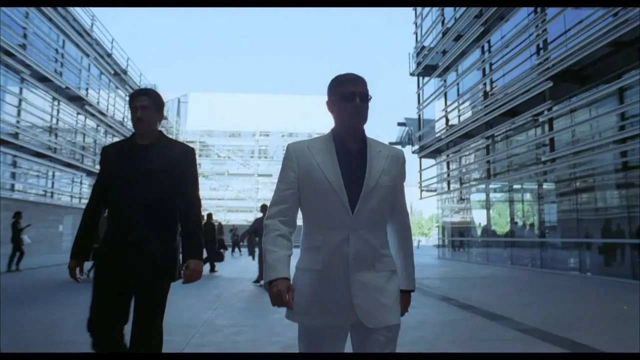 Roba — trailer