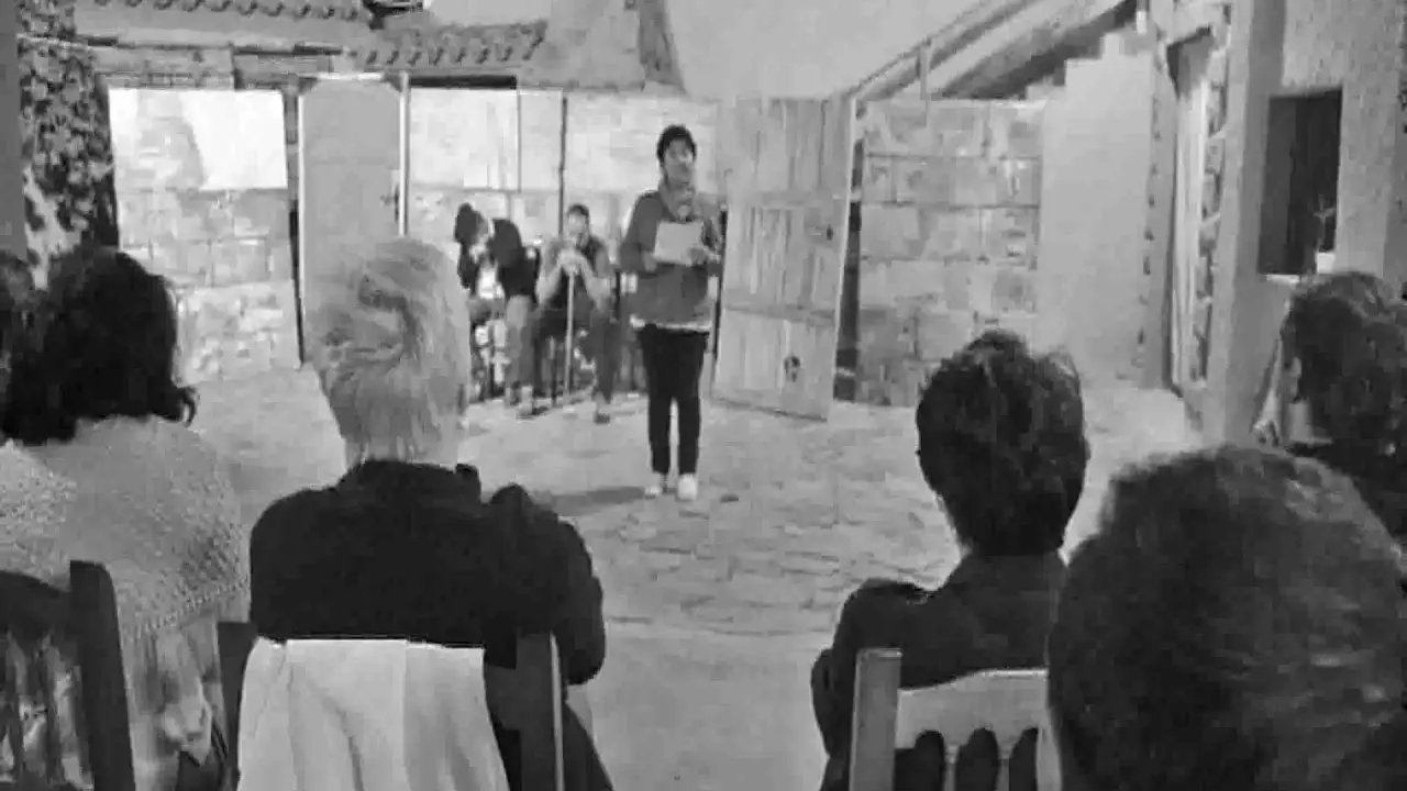 Crónicas de un pueblo — trailer