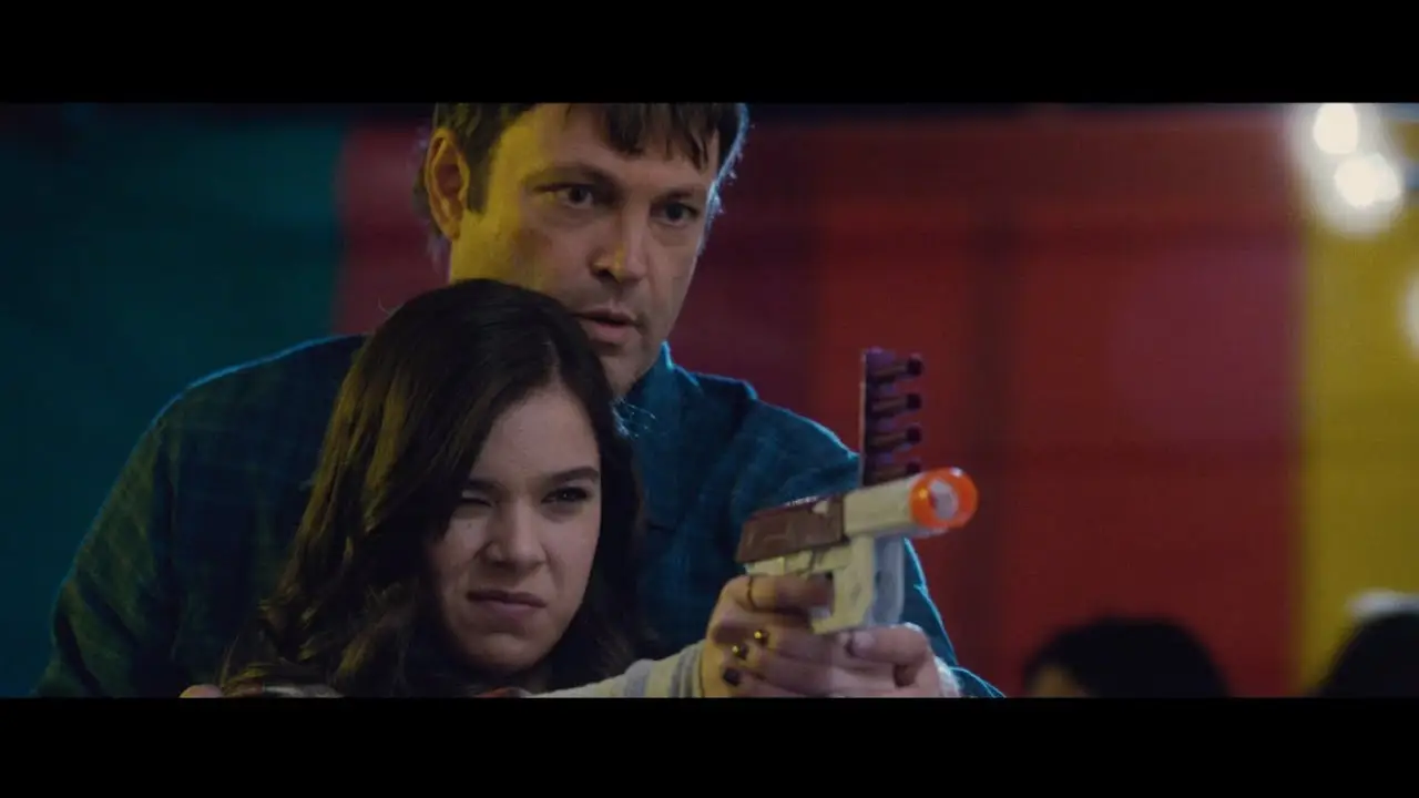 Term Life — tráiler
