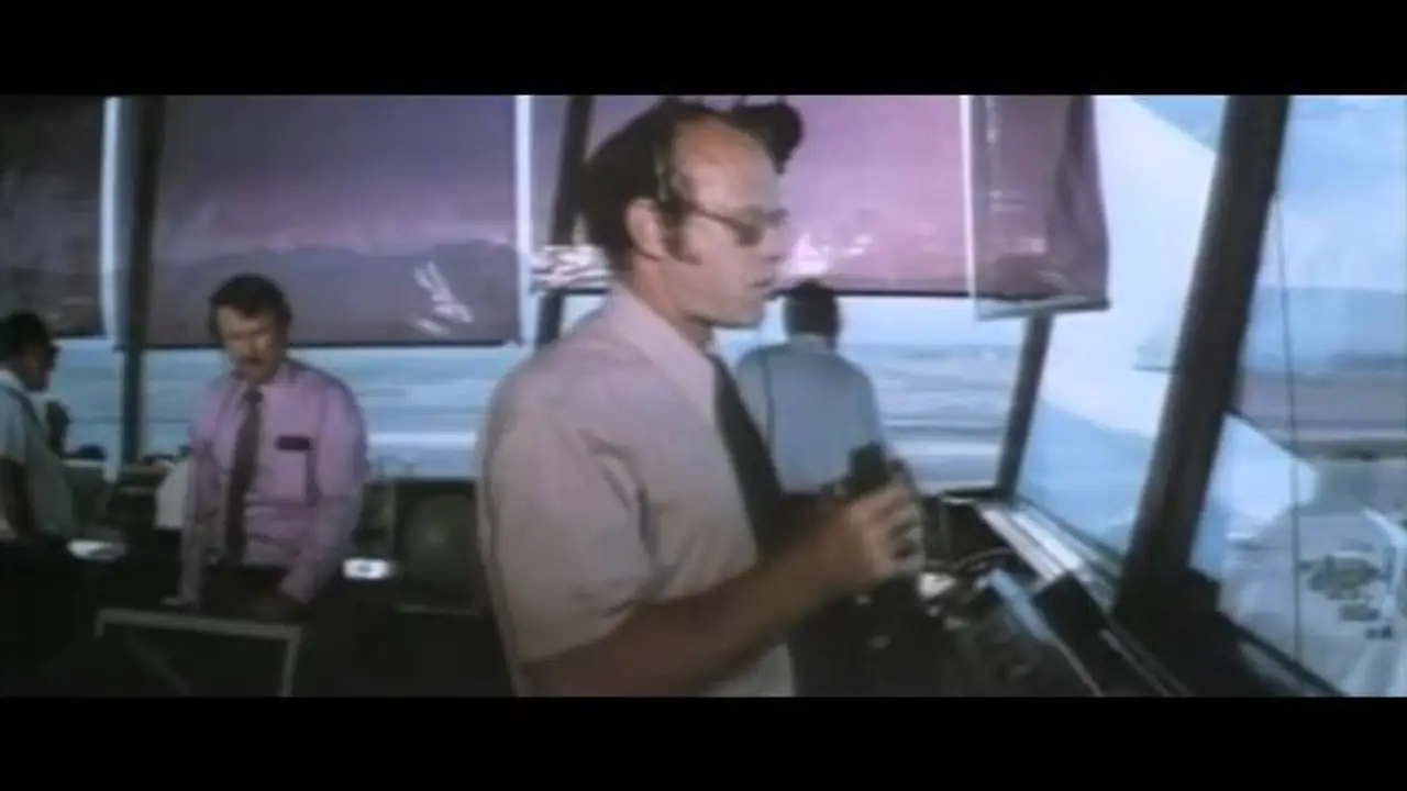 Airport 1975 — trailer