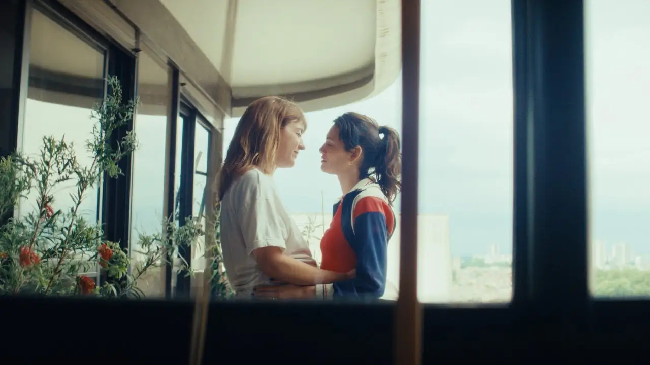 Love Letters — tráiler