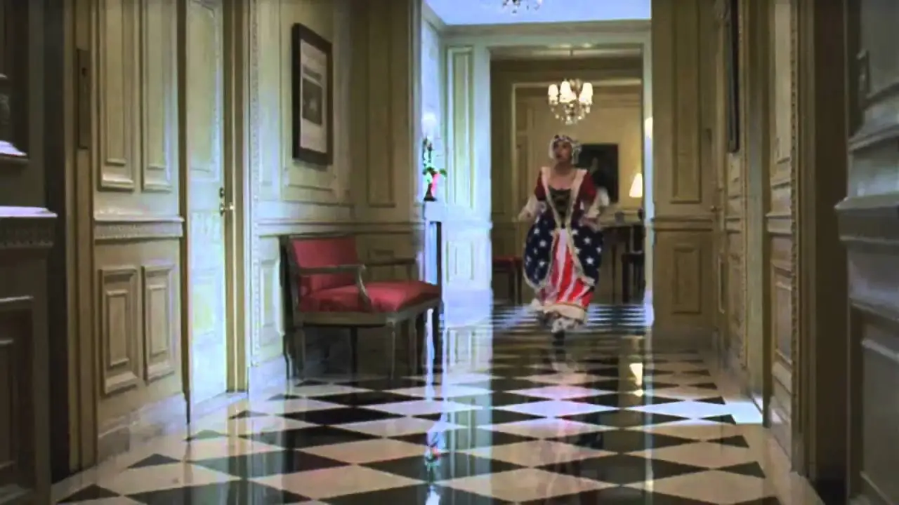 The Nanny — tráiler