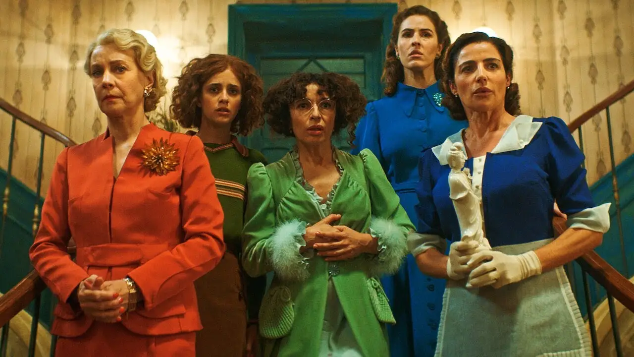 7 Women and a Murder — trailer
