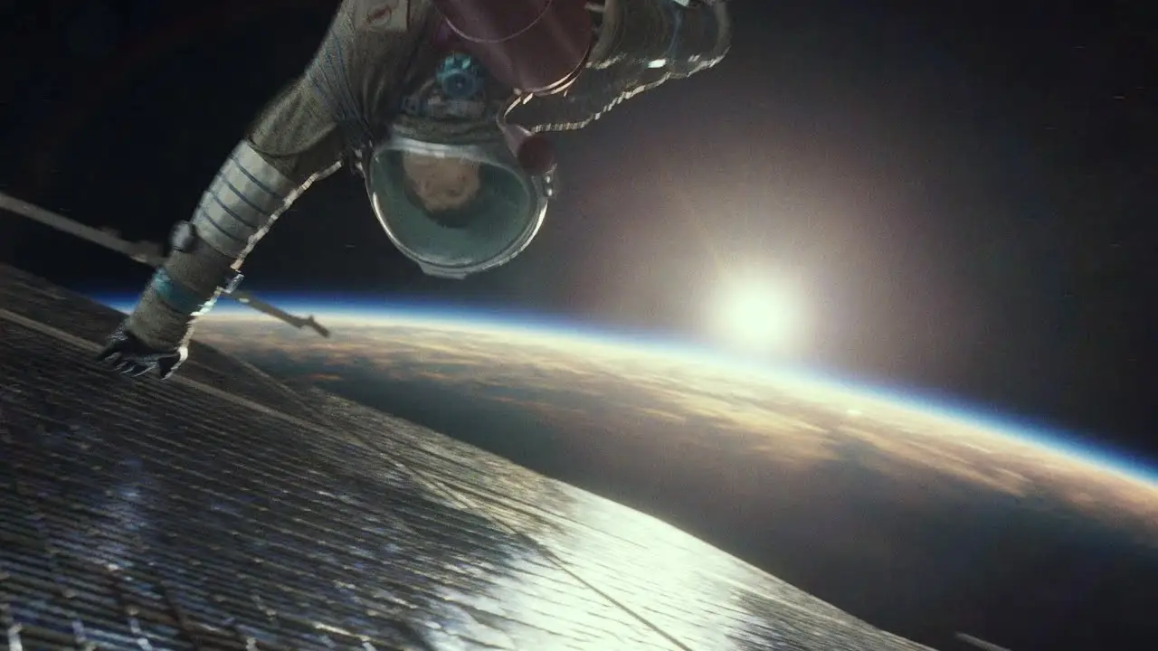 Gravity — tráiler