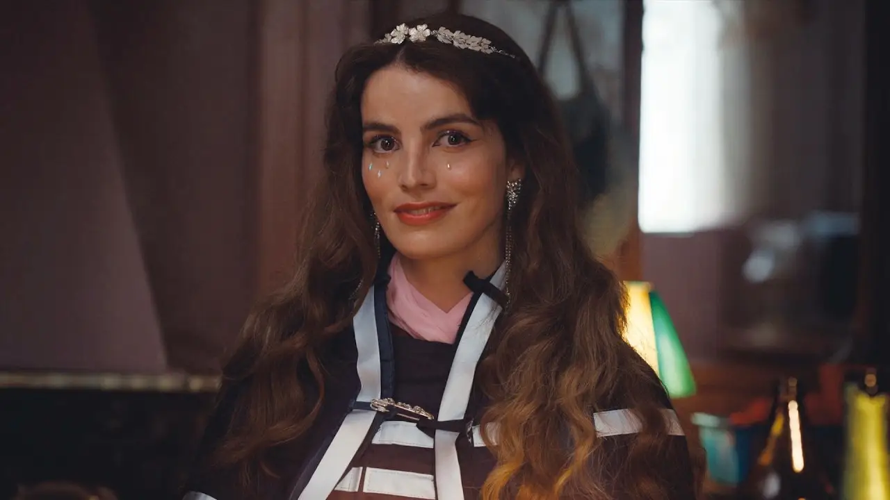 Miss Carbón — tráiler