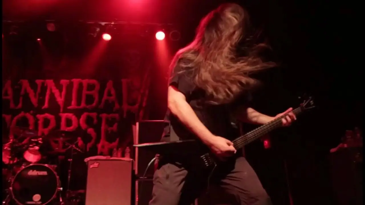 Metal Evolution — tráiler