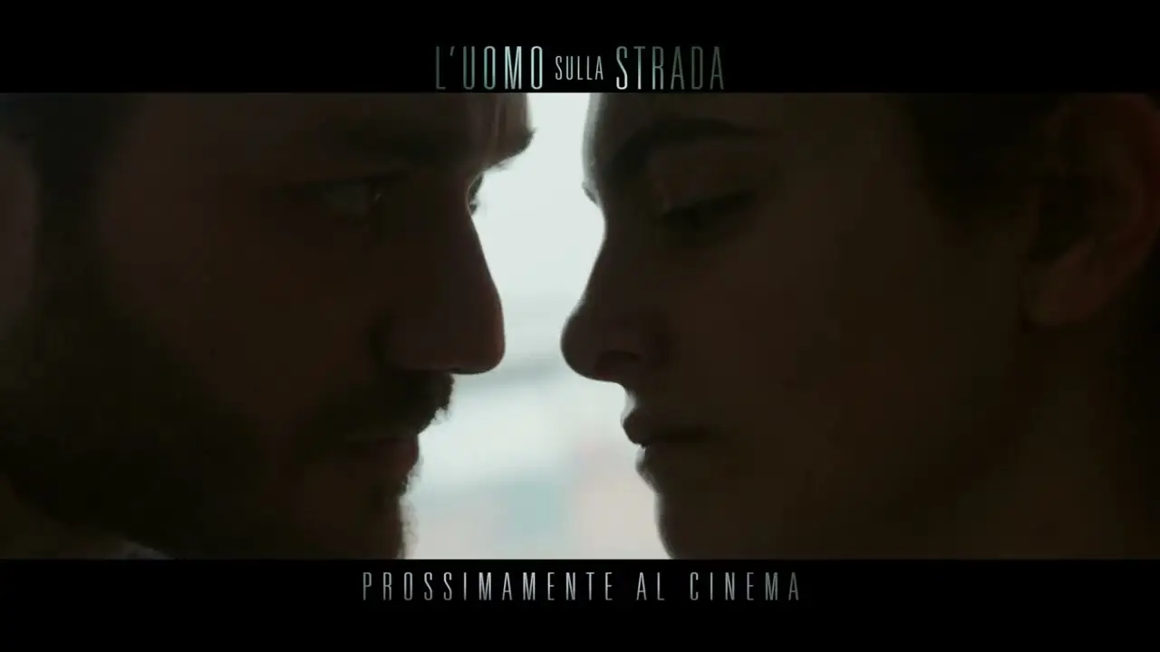L'uomo sulla strada — trailer