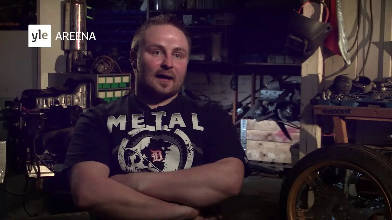 Latela — trailer