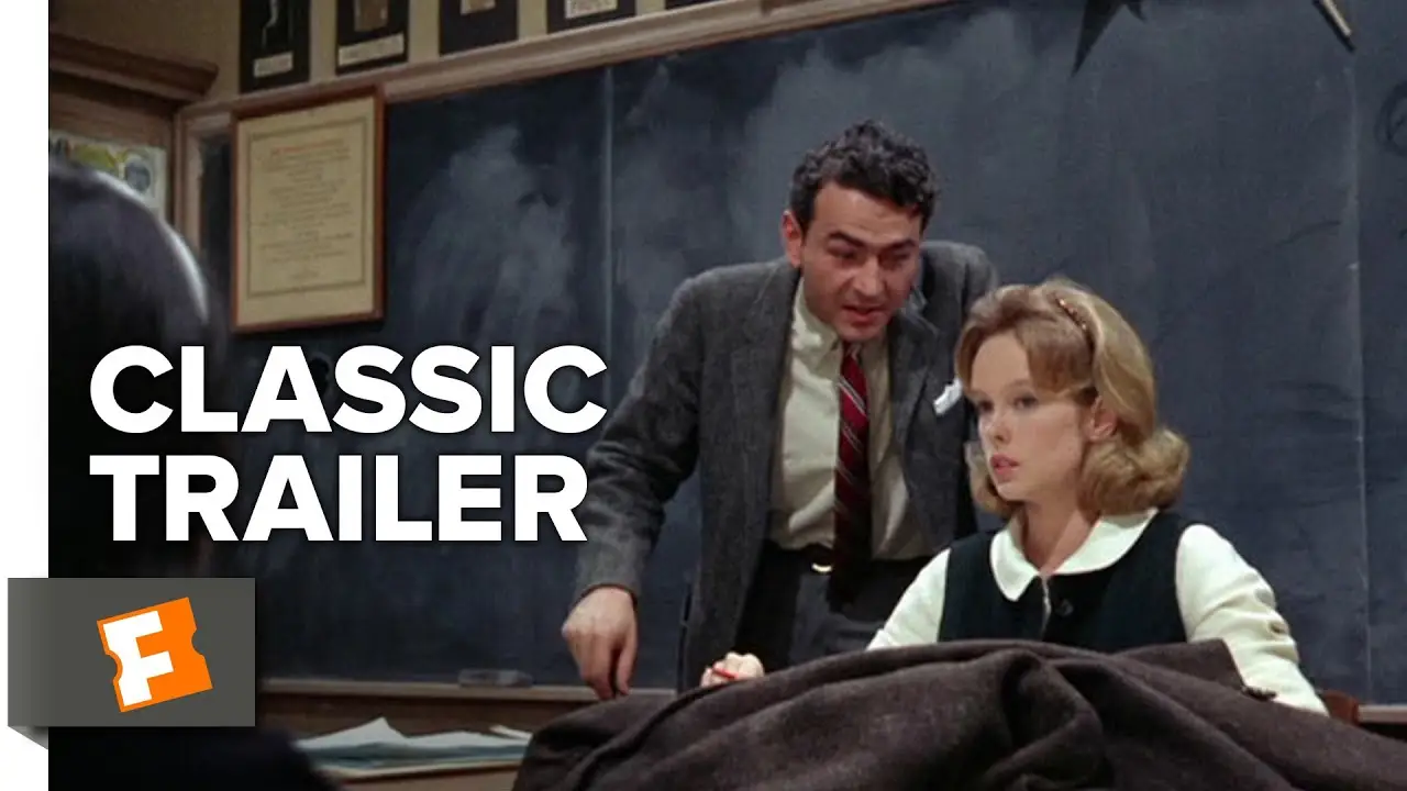 Up the Down Staircase — tráiler