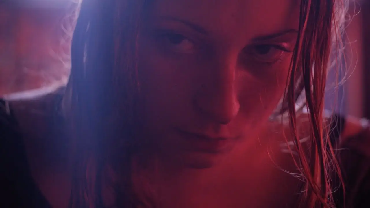 Heaven Knows What — tráiler