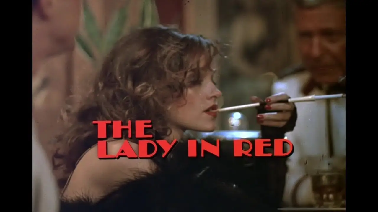 La dama de rojo — tráiler