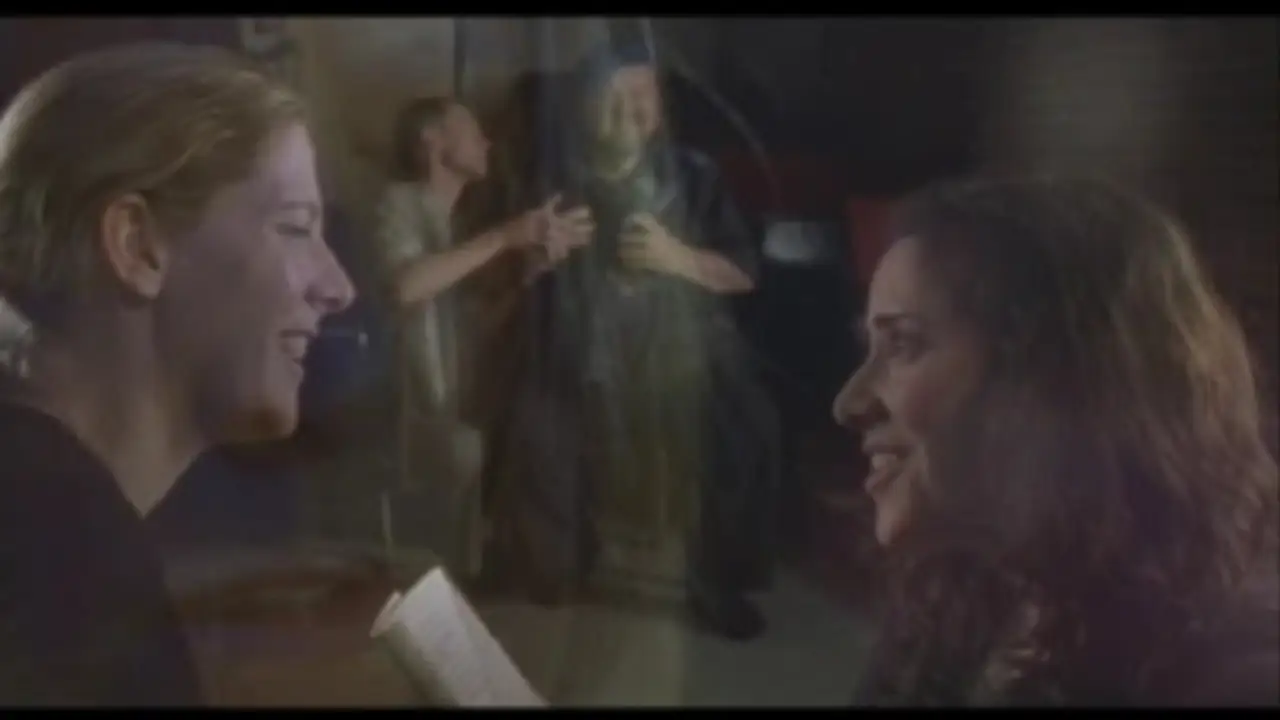 Girl Play — tráiler