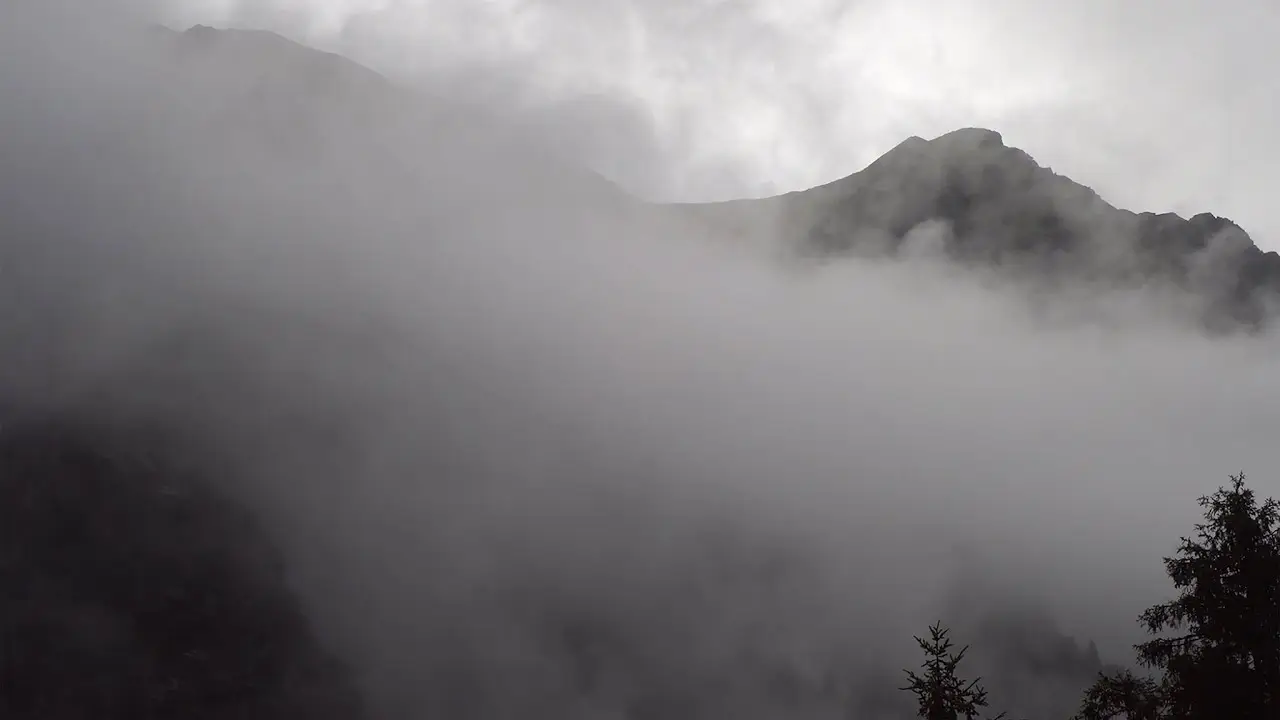Magic Mountain — trailer