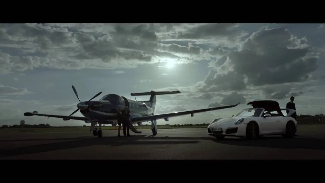 Rør Mig — trailer