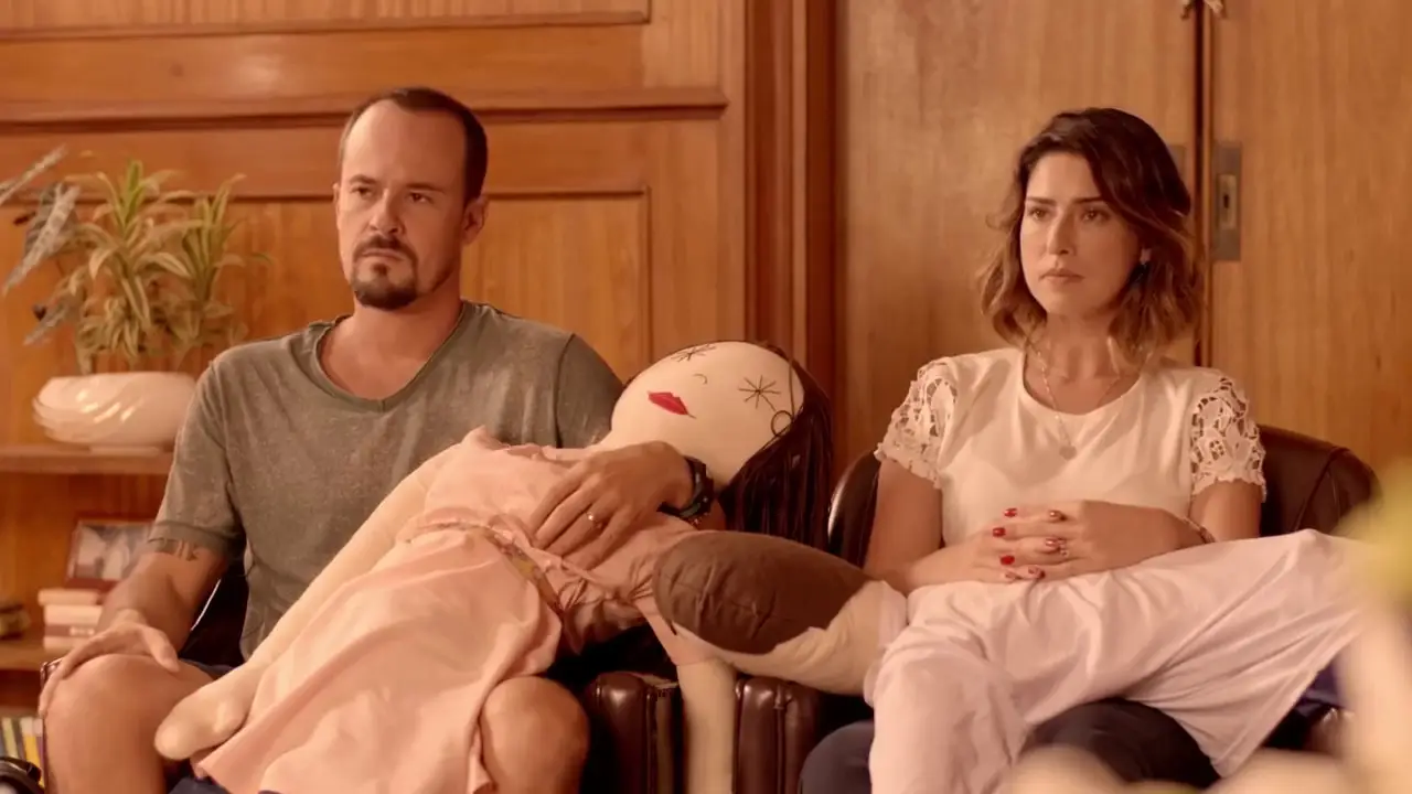 O Amor no Divã — trailer