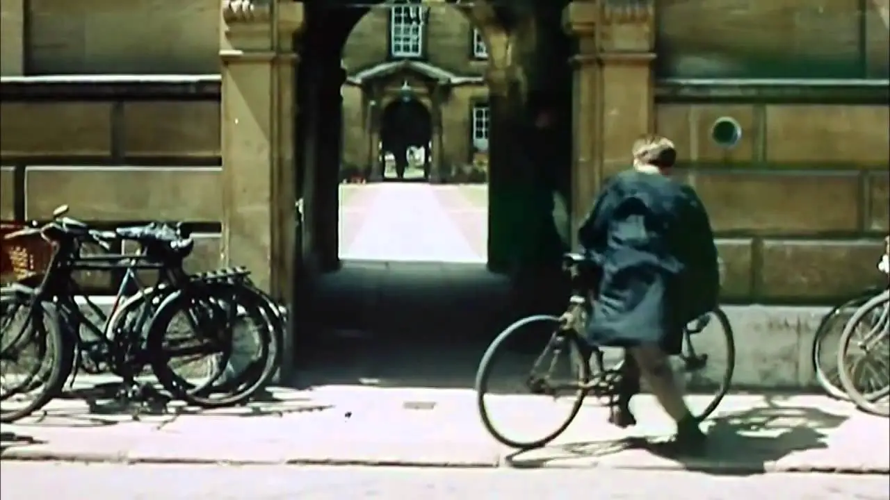 Hawking — trailer